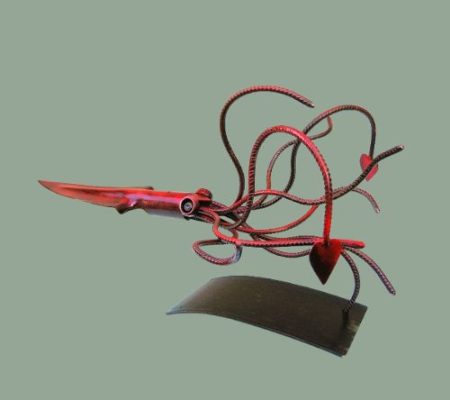 titi sculpture metal